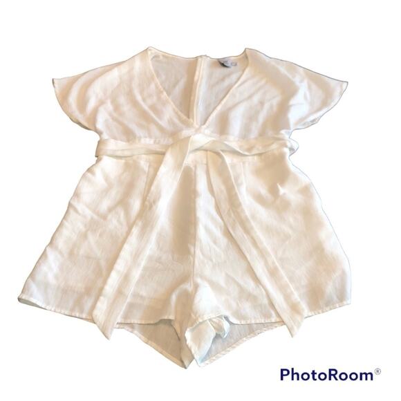 Princess Polly White Romper Women’s 12 Plunge Preppy Minimalist Fairy Party Boho - Picture 6 of 12